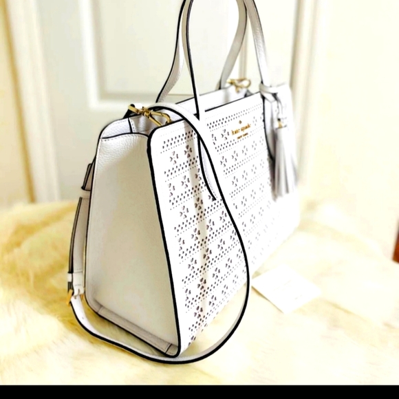 Kate Spade White Medium Purse(purchased from Kate Spade w/o tags) - Picture 4 of 7